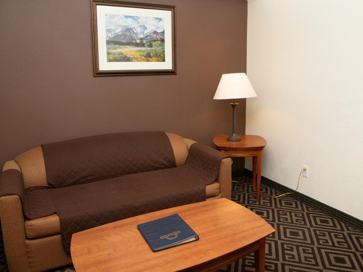 Days Inn By Wyndham Manitou Springs Bagian luar foto