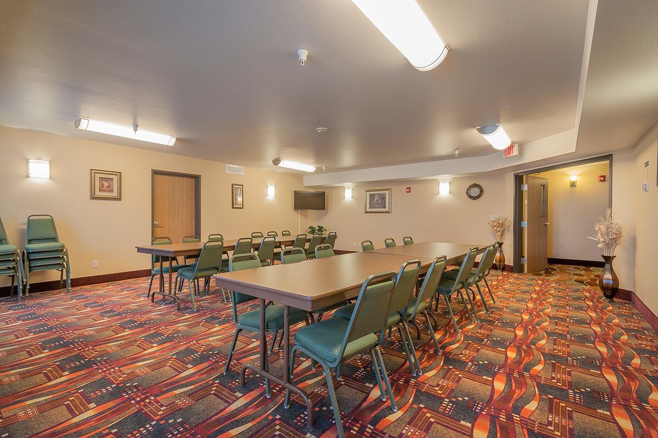 Days Inn By Wyndham Manitou Springs Bagian luar foto