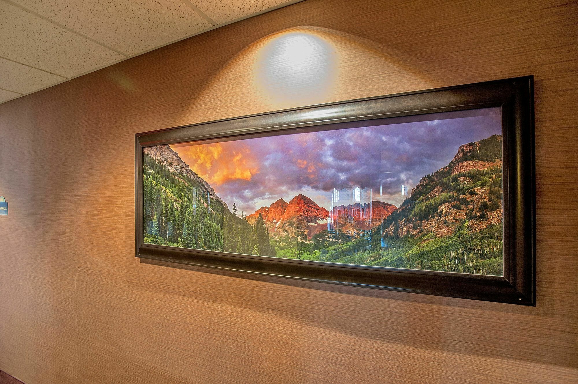 Days Inn By Wyndham Manitou Springs Bagian luar foto